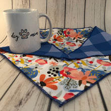 Load image into Gallery viewer, DOG TWINNING - Dog Mom - Blue Check and Floral Pattern REVERSIBLE Gift Pack - Mug and Bag and Dog Bandana
